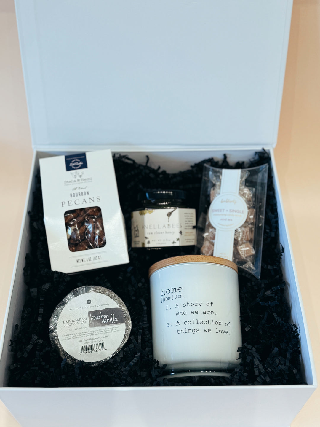 HOME DEFINITION GIFT BOX