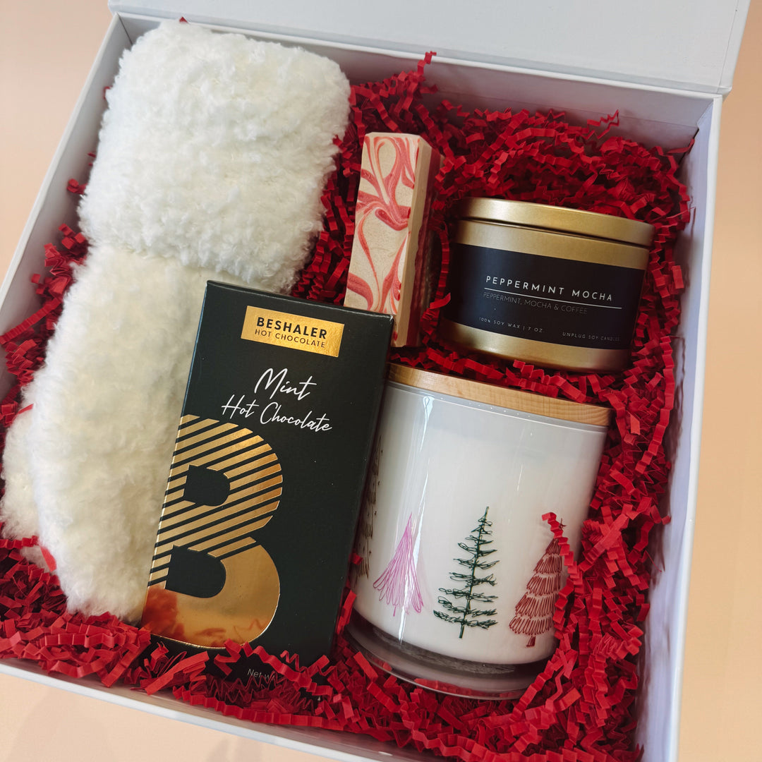 HOLIDAY CHEER LUXE BOX- (AVAILABLE THROUGH NOVEMBER 3OTH)