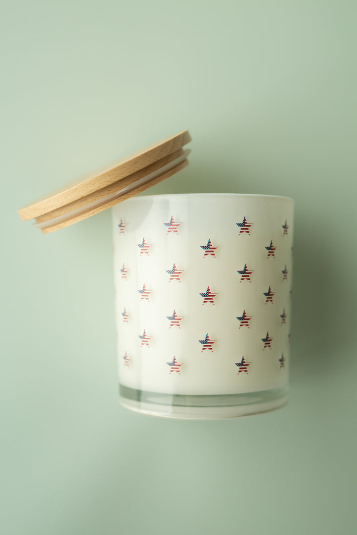 STAR FLAG WRAP CANDLE