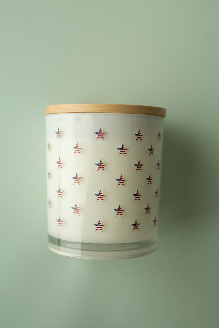 STAR FLAG WRAP CANDLE