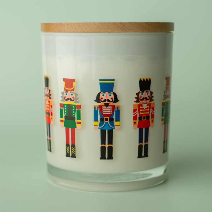 NUTCRACKERS CANDLE