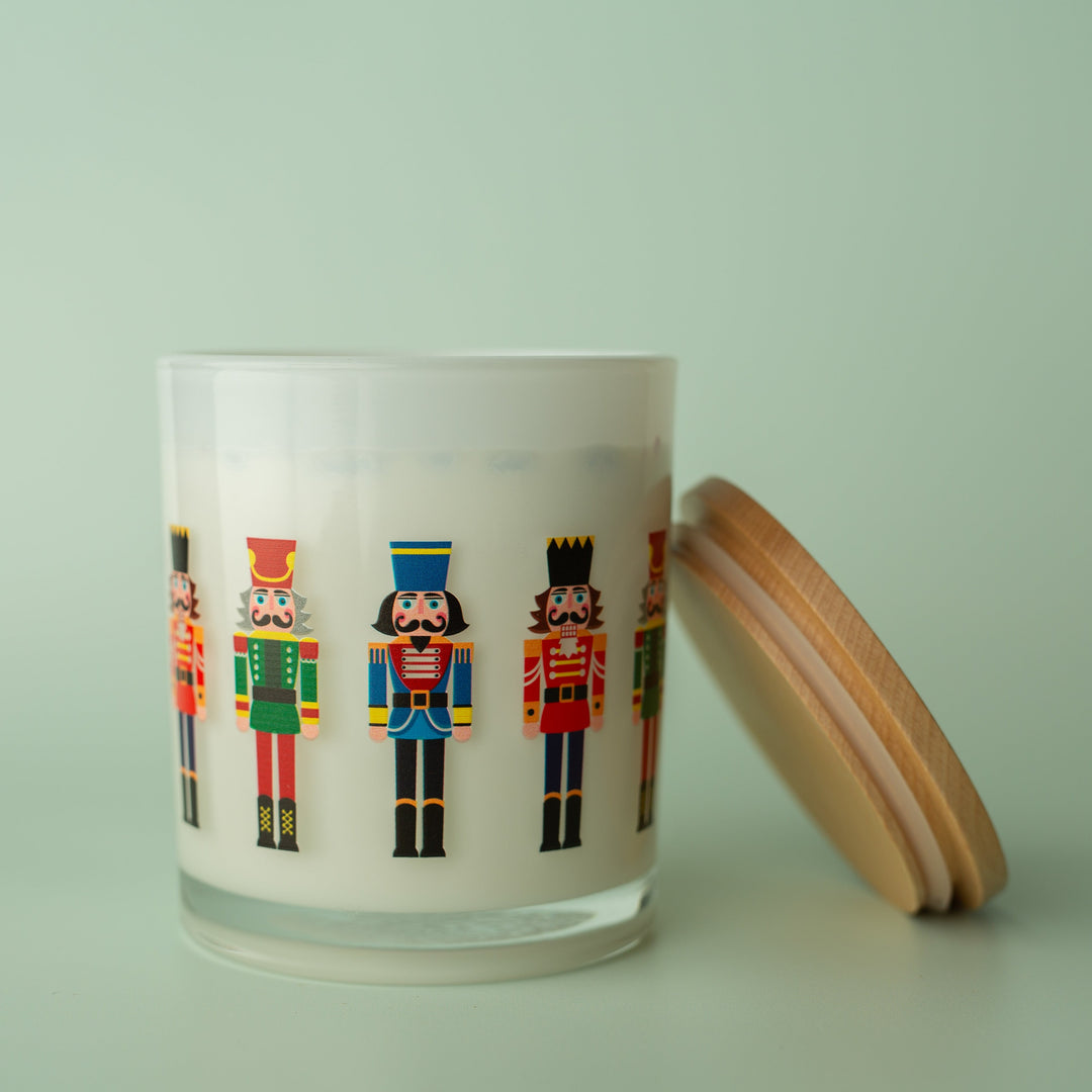 NUTCRACKERS CANDLE