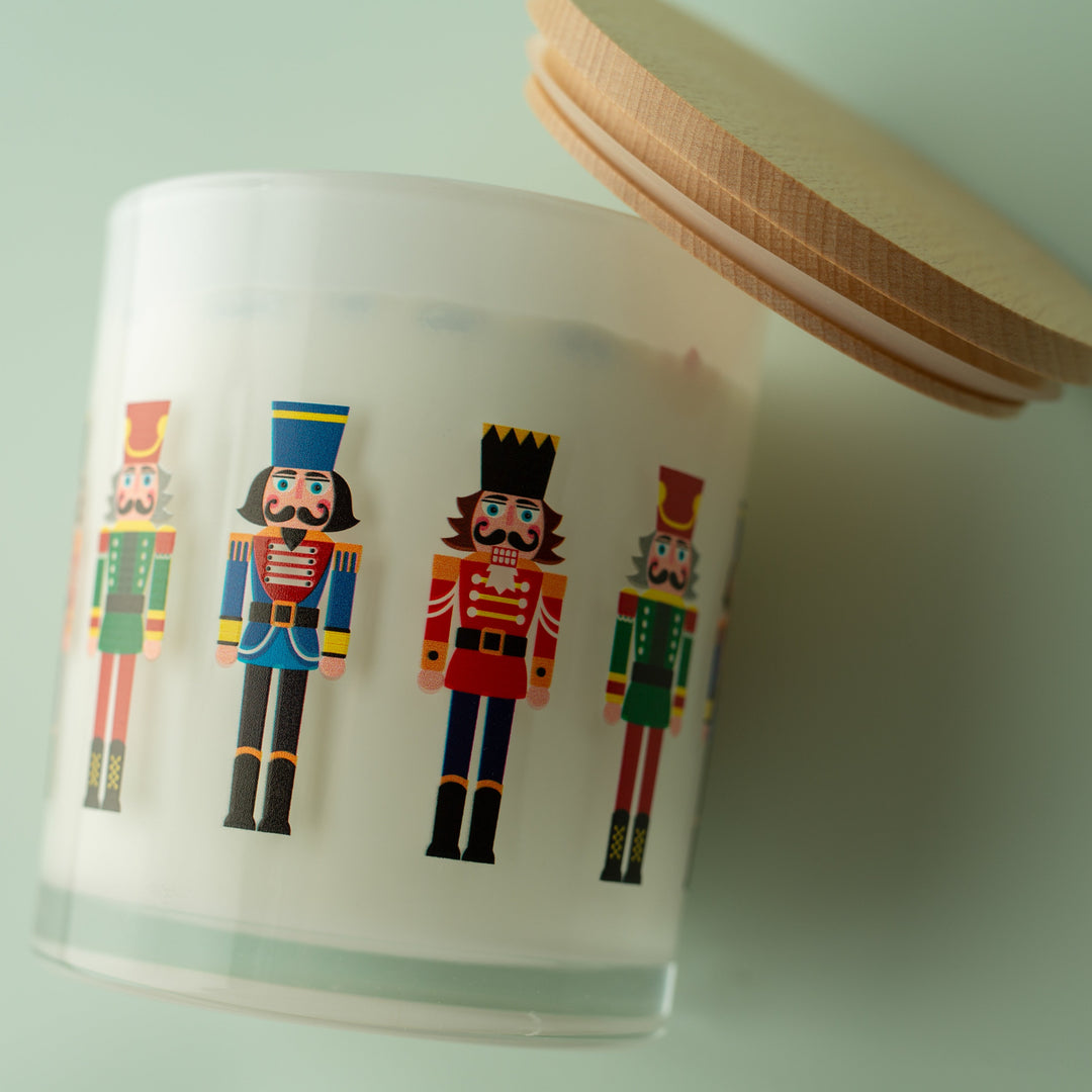 NUTCRACKERS CANDLE
