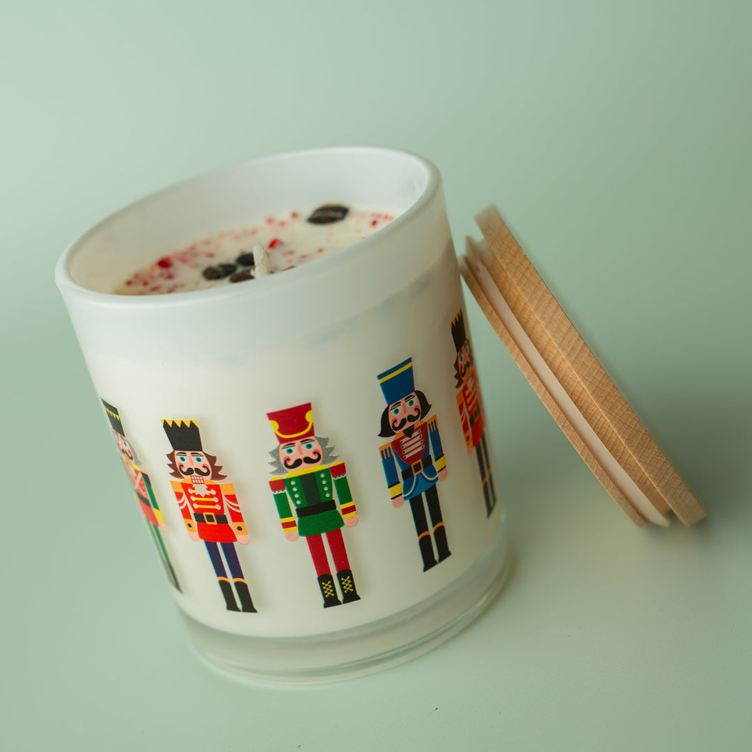 NUTCRACKERS CANDLE