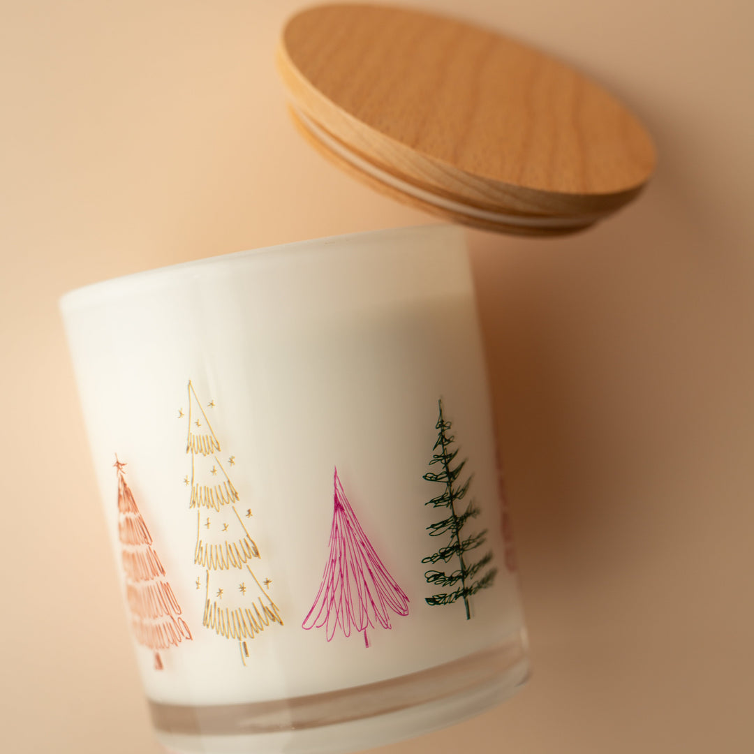 FESTIVE TREE WRAP CANDLE