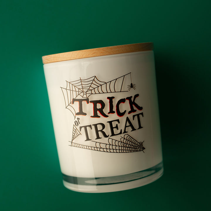 TRICK OR TREAT CANDLE