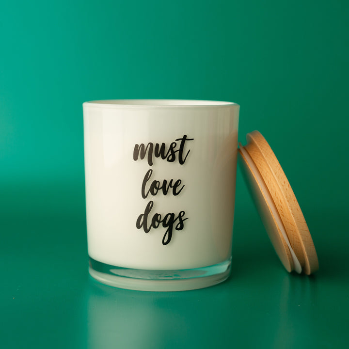 MUST LOVE DOGS CANDLE