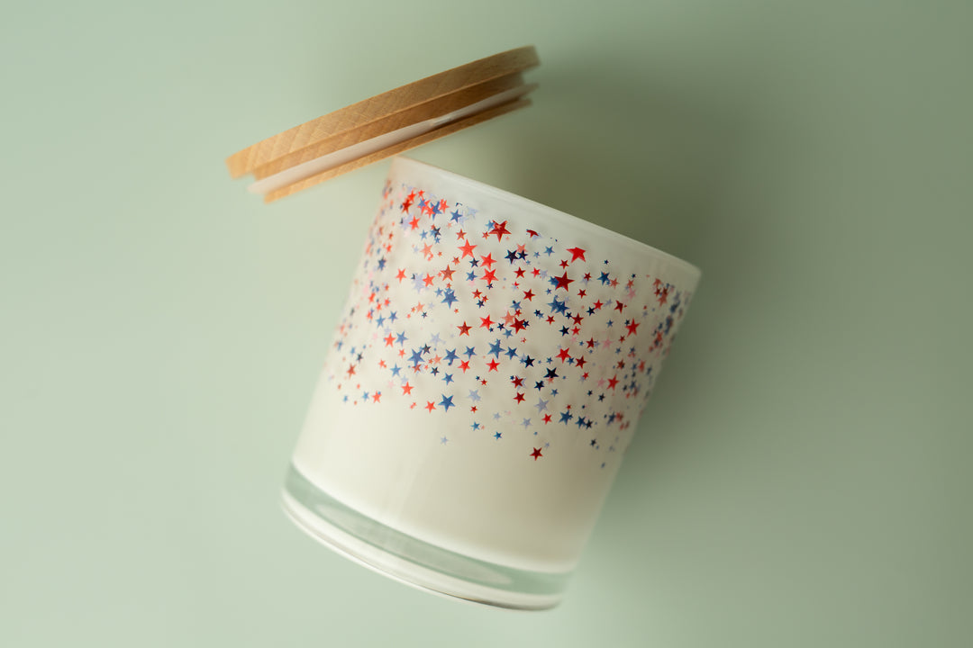 STAR CONFETTI CANDLE